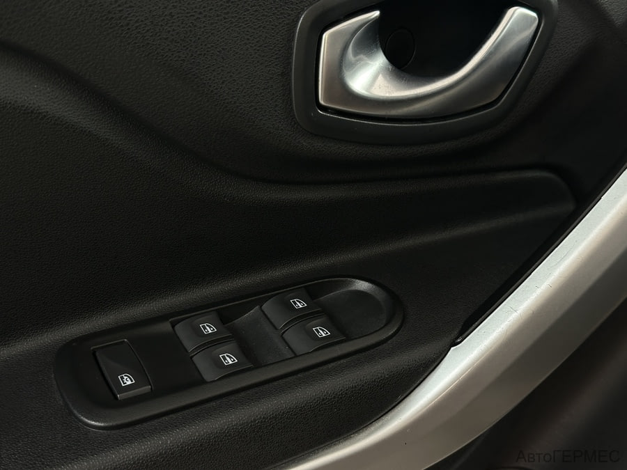 Фото LADA XRAY I с пробегом | №9 Фото LADA XRAY I с пробегом | №9