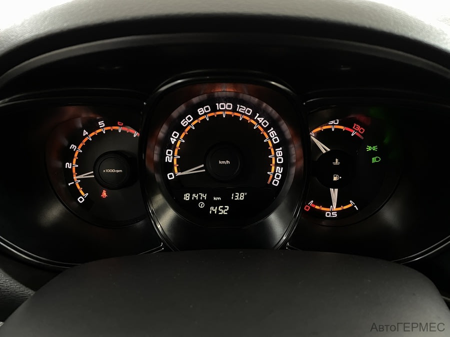 Фото LADA Vesta I с пробегом | №6