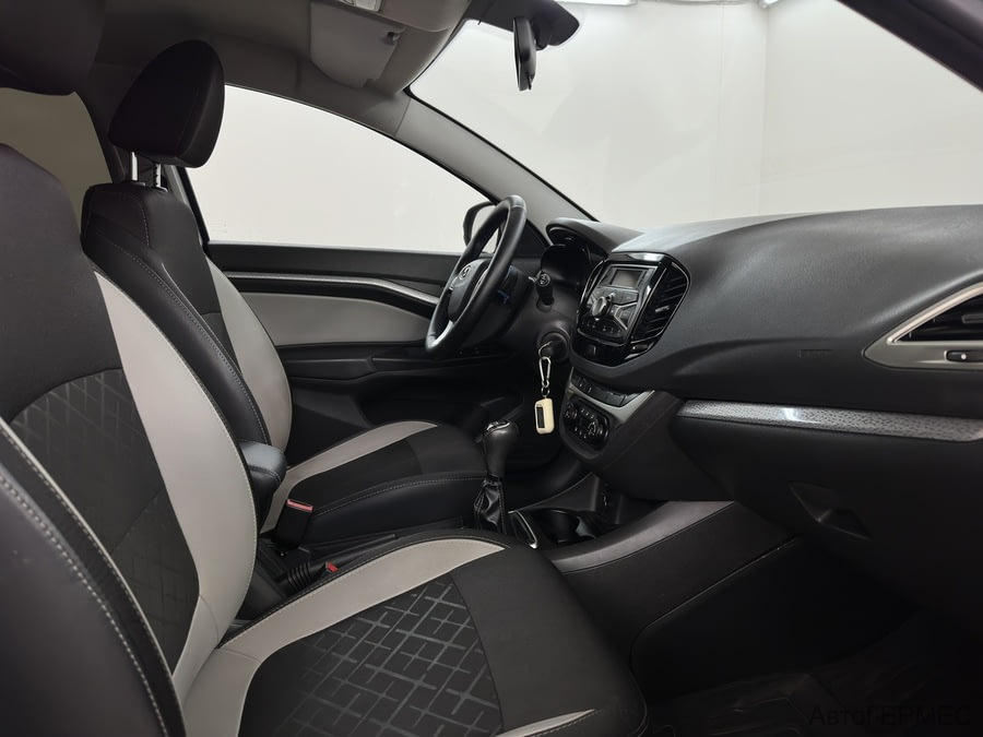 Фото LADA VESTA SW CROSS I Vesta SW Cross с пробегом | №10