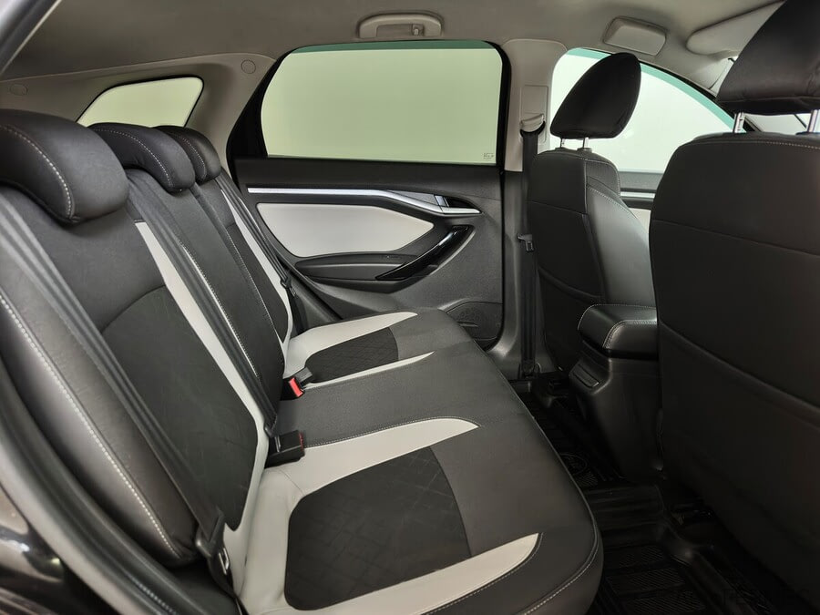 Фото LADA VESTA SW CROSS I Vesta SW Cross с пробегом | №12