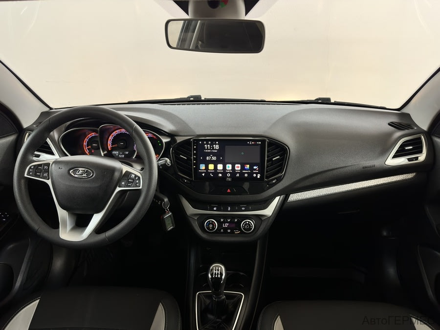 Фото LADA VESTA SW CROSS I Vesta SW Cross с пробегом | №5