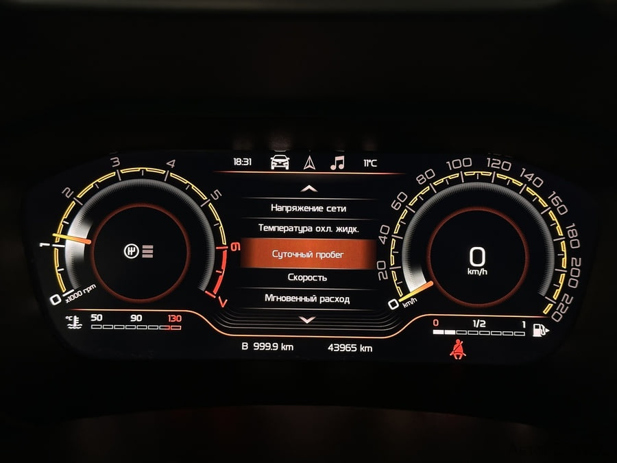 Фото LADA VESTA SW CROSS I Рестайлинг с пробегом | №6