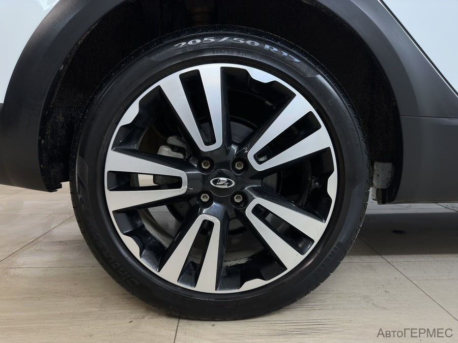 Фото LADA VESTA SW CROSS I Рестайлинг с пробегом | №15