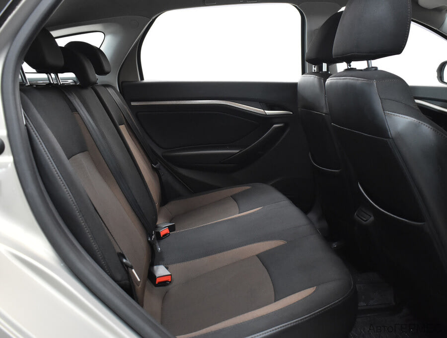 Фото LADA Vesta I с пробегом | №11 Фото LADA Vesta I с пробегом | №11