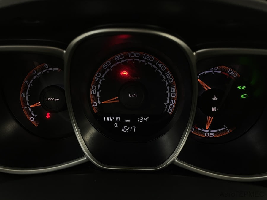 Фото LADA VESTA CROSS I с пробегом | №6 Фото LADA VESTA CROSS I с пробегом | №6