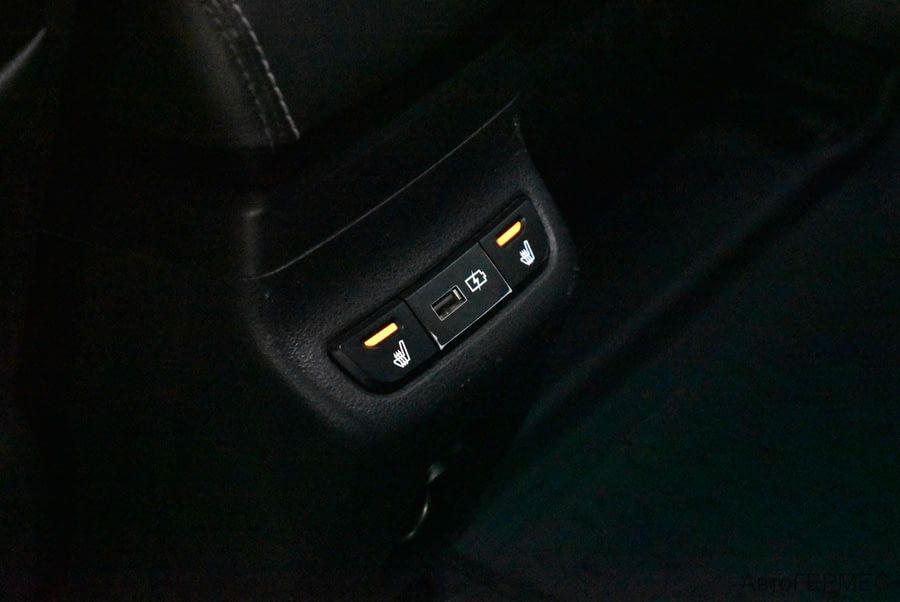 Фото LADA VESTA SW CROSS I Vesta SW Cross с пробегом | №9 Фото LADA VESTA SW CROSS I Vesta SW Cross с пробегом | №9