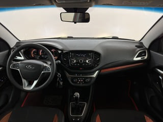 Фото LADA VESTA CROSS I с пробегом