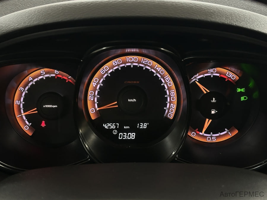 Фото LADA Vesta SW Cross (универсал кросс) I с пробегом | №6