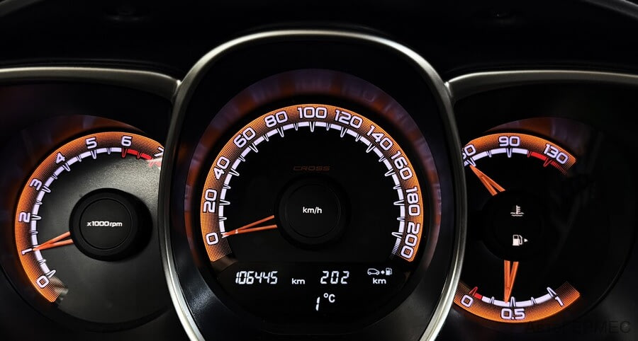 Фото LADA VESTA SW CROSS I Vesta SW Cross с пробегом | №6