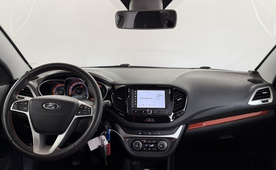 Фото LADA VESTA SW CROSS I Vesta SW Cross с пробегом | №5