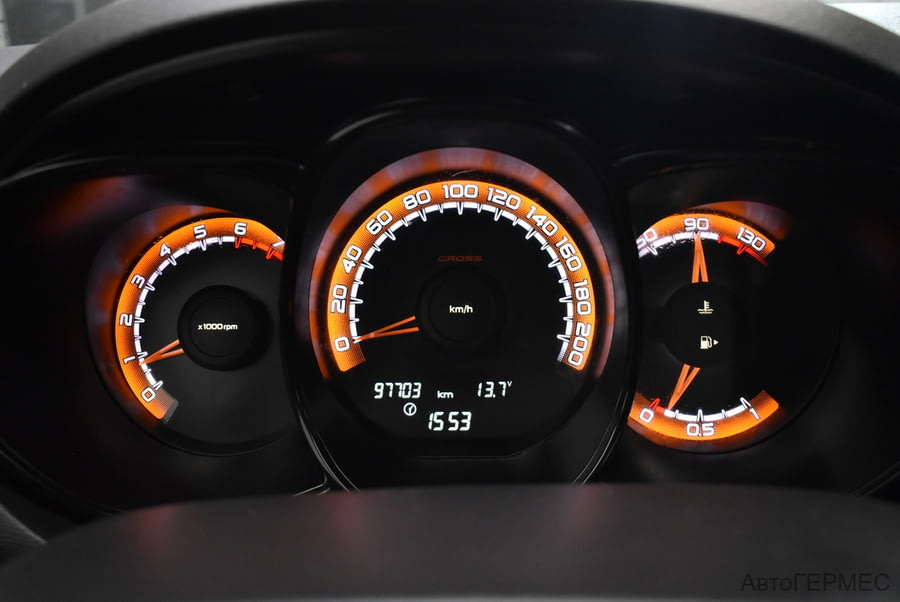 Фото LADA VESTA SW CROSS I Vesta SW Cross с пробегом | №6
