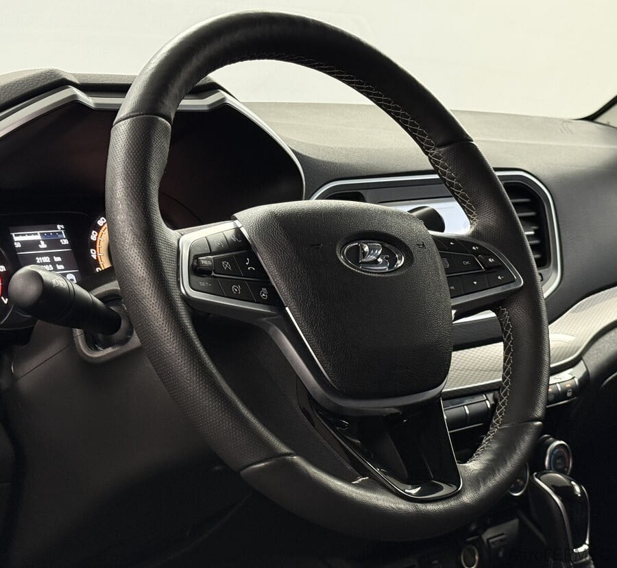 Фото LADA Vesta I Рестайлинг с пробегом | №11