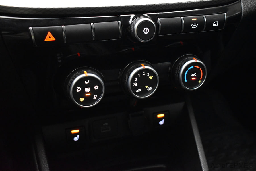 Фото LADA Vesta I Рестайлинг с пробегом | №8