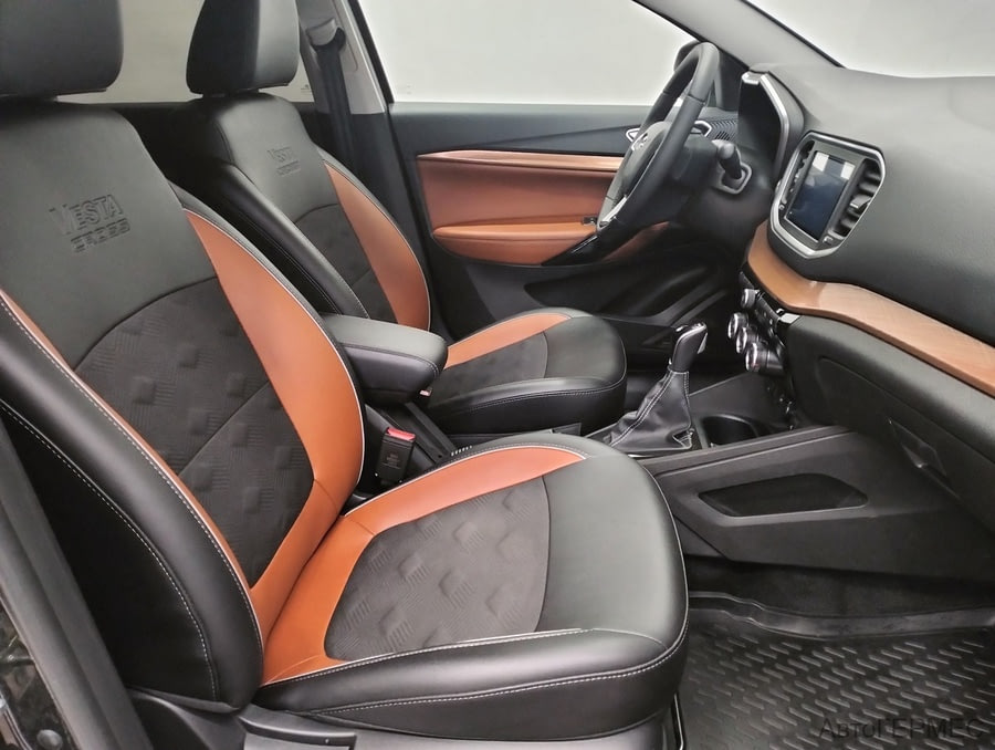 Фото LADA VESTA SW CROSS I Рестайлинг с пробегом | №12 Фото LADA VESTA SW CROSS I Рестайлинг с пробегом | №12