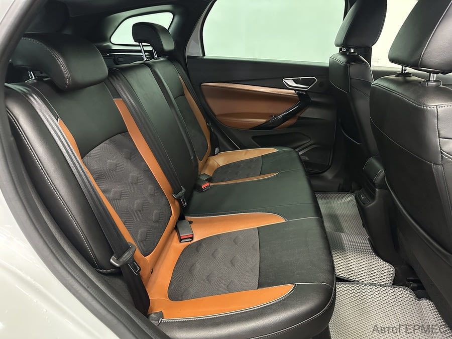 Фото LADA Vesta I Рестайлинг с пробегом | №13