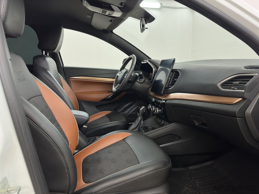 Фото LADA VESTA SW CROSS I Рестайлинг с пробегом | №10