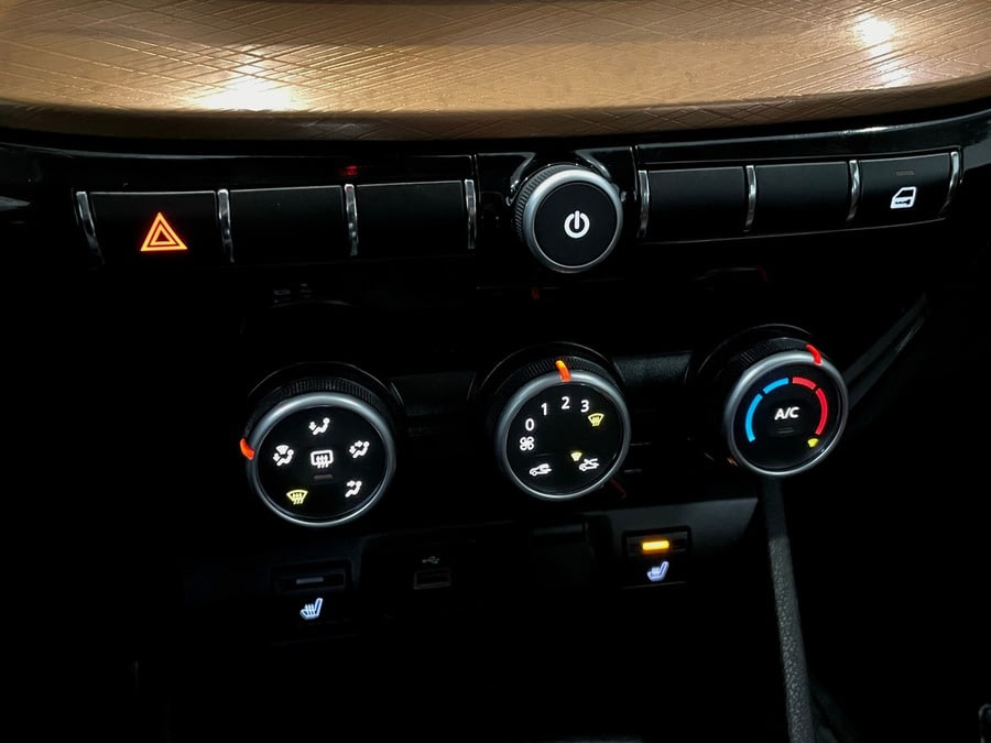 Фото LADA Vesta I Рестайлинг с пробегом | №7