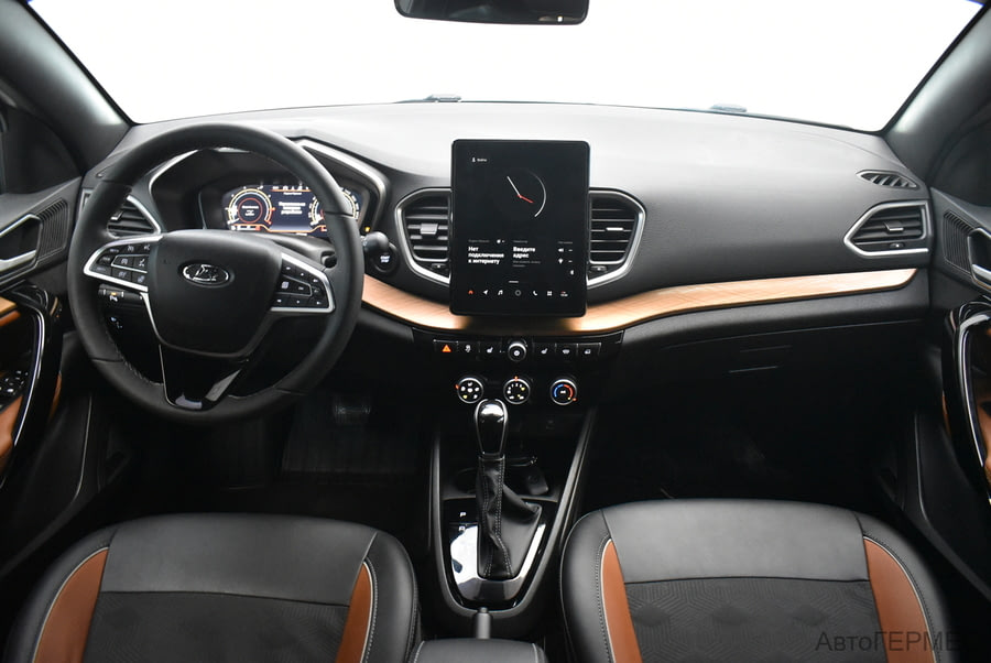 Фото LADA VESTA SW CROSS I Рестайлинг с пробегом | №5