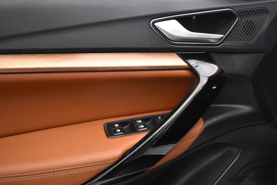 Фото LADA VESTA SW CROSS I Рестайлинг с пробегом | №12