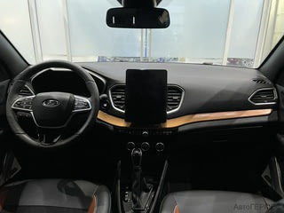 Фото LADA Vesta I Рестайлинг с пробегом Фото LADA Vesta I Рестайлинг с пробегом