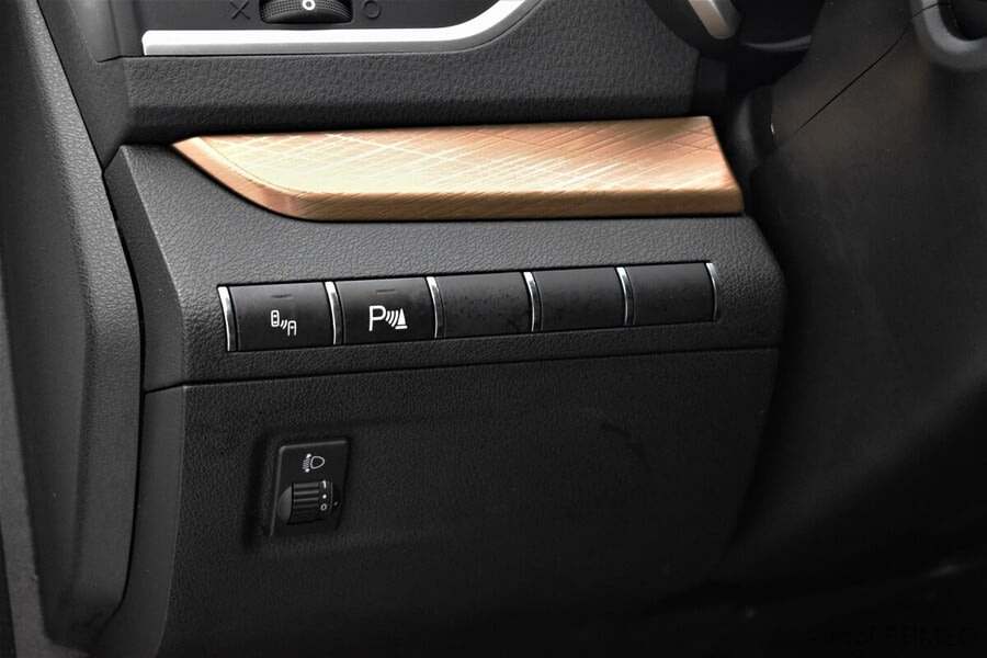 Фото LADA VESTA SW CROSS I Рестайлинг с пробегом | №9