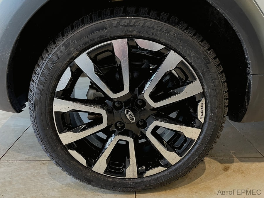 Фото LADA Vesta I Рестайлинг с пробегом | №17 Фото LADA Vesta I Рестайлинг с пробегом | №17