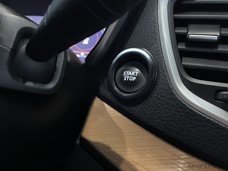 Фото LADA Vesta I Рестайлинг с пробегом | №12 Фото LADA Vesta I Рестайлинг с пробегом | №12