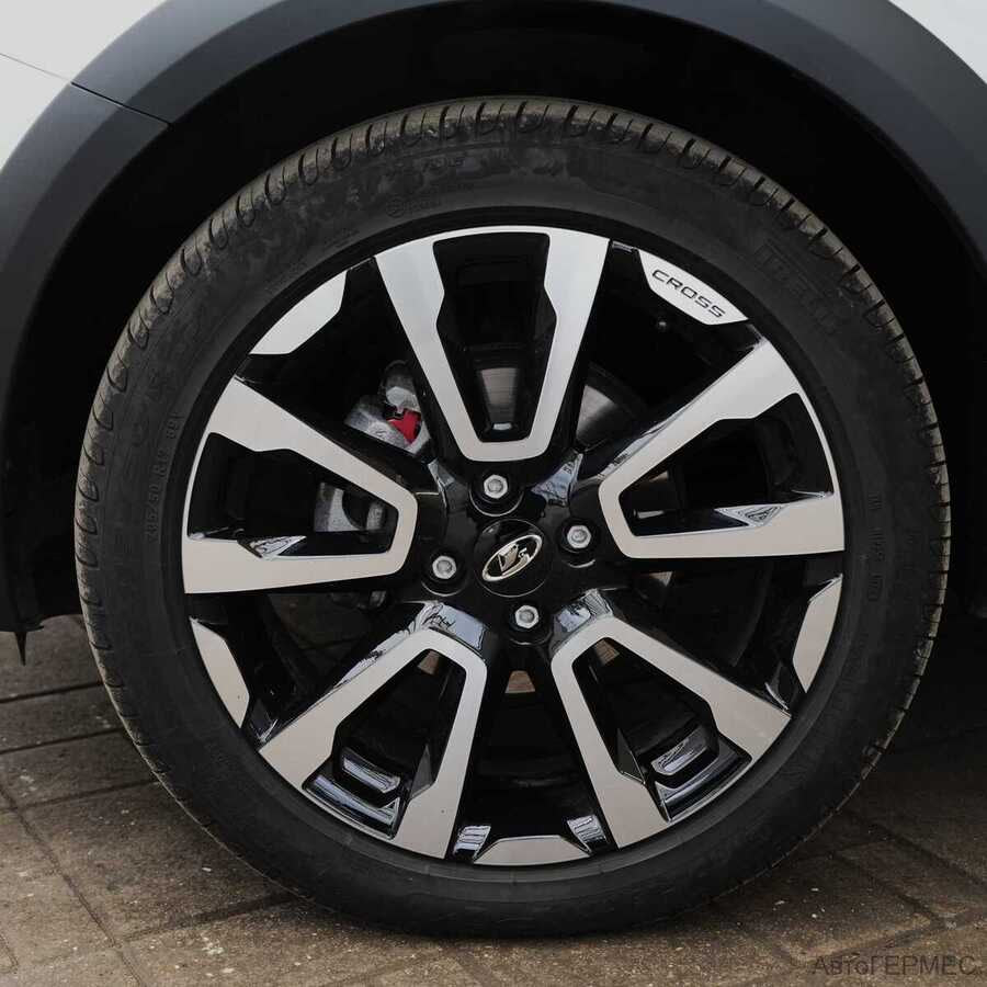 Фото LADA Vesta I Рестайлинг с пробегом | №16 Фото LADA Vesta I Рестайлинг с пробегом | №16