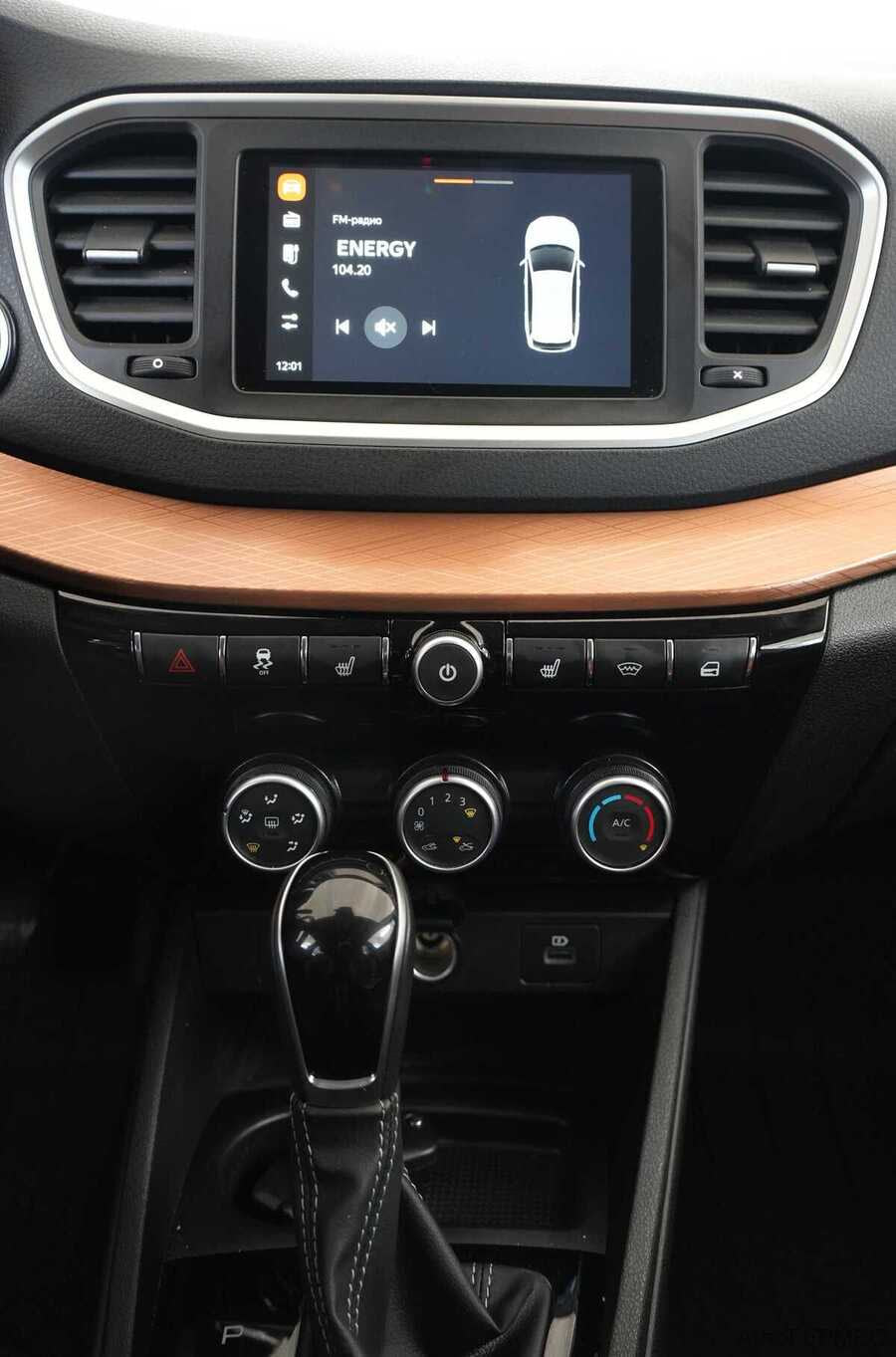 Фото LADA Vesta I Рестайлинг с пробегом | №8 Фото LADA Vesta I Рестайлинг с пробегом | №8