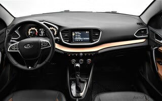 Фото LADA VESTA SW CROSS I Рестайлинг с пробегом