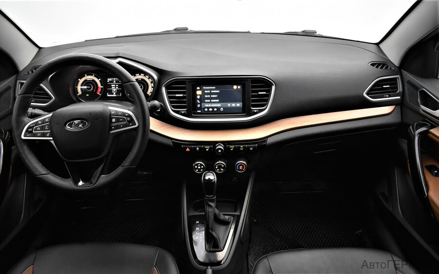 Фото LADA VESTA SW CROSS I Рестайлинг с пробегом | №5 Фото LADA VESTA SW CROSS I Рестайлинг с пробегом | №5