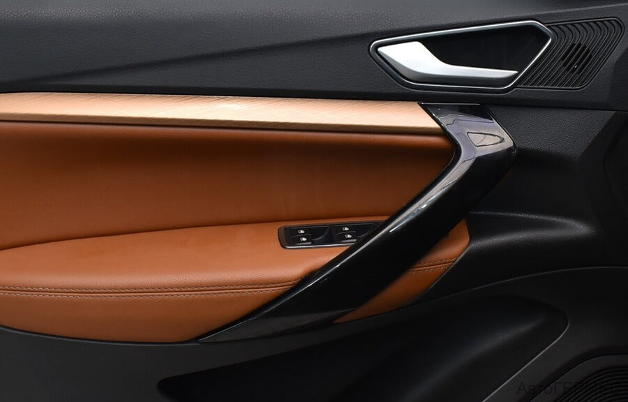 Фото LADA VESTA SW CROSS I Рестайлинг с пробегом | №9 Фото LADA VESTA SW CROSS I Рестайлинг с пробегом | №9