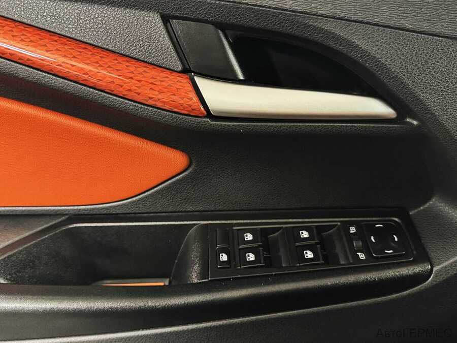 Фото LADA Vesta I Рестайлинг с пробегом | №10