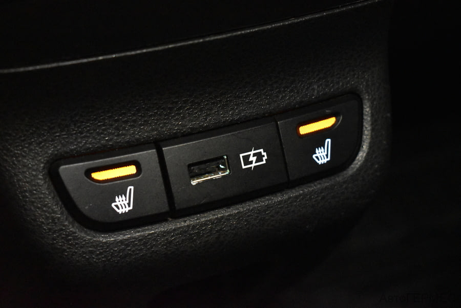 Фото LADA Vesta SW Cross I с пробегом | №9 Фото LADA Vesta SW Cross I с пробегом | №9