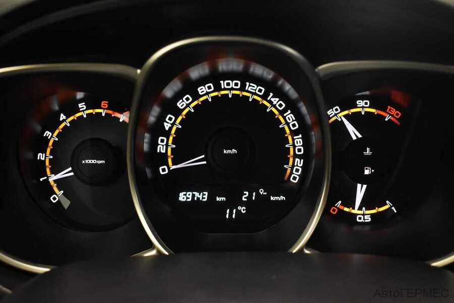 Фото LADA Vesta I с пробегом | №6 Фото LADA Vesta I с пробегом | №6