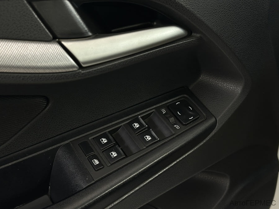 Фото LADA Vesta I с пробегом | №8 Фото LADA Vesta I с пробегом | №8