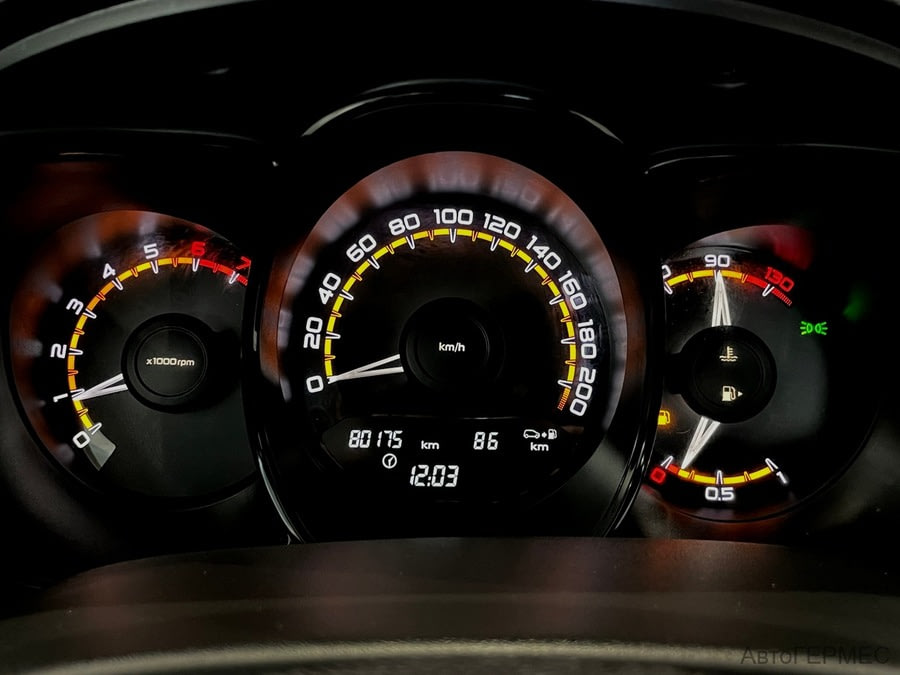 Фото LADA Vesta I с пробегом | №6 Фото LADA Vesta I с пробегом | №6