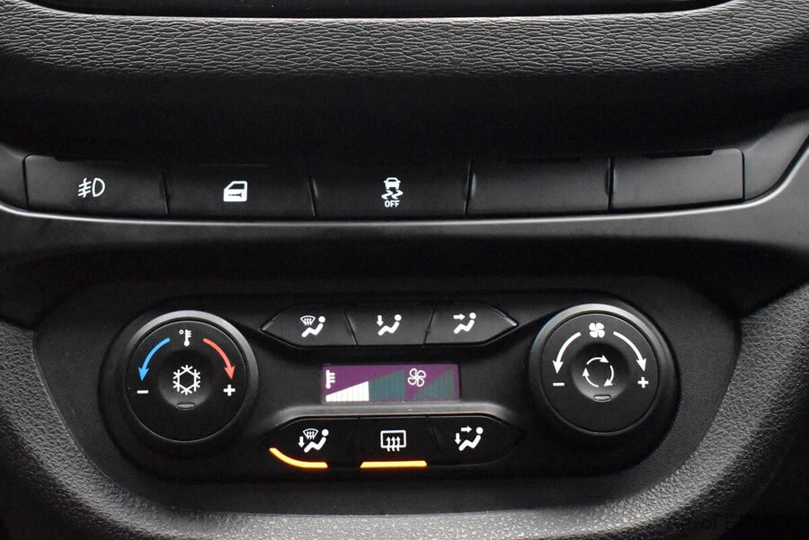 Фото LADA Vesta I с пробегом | №9