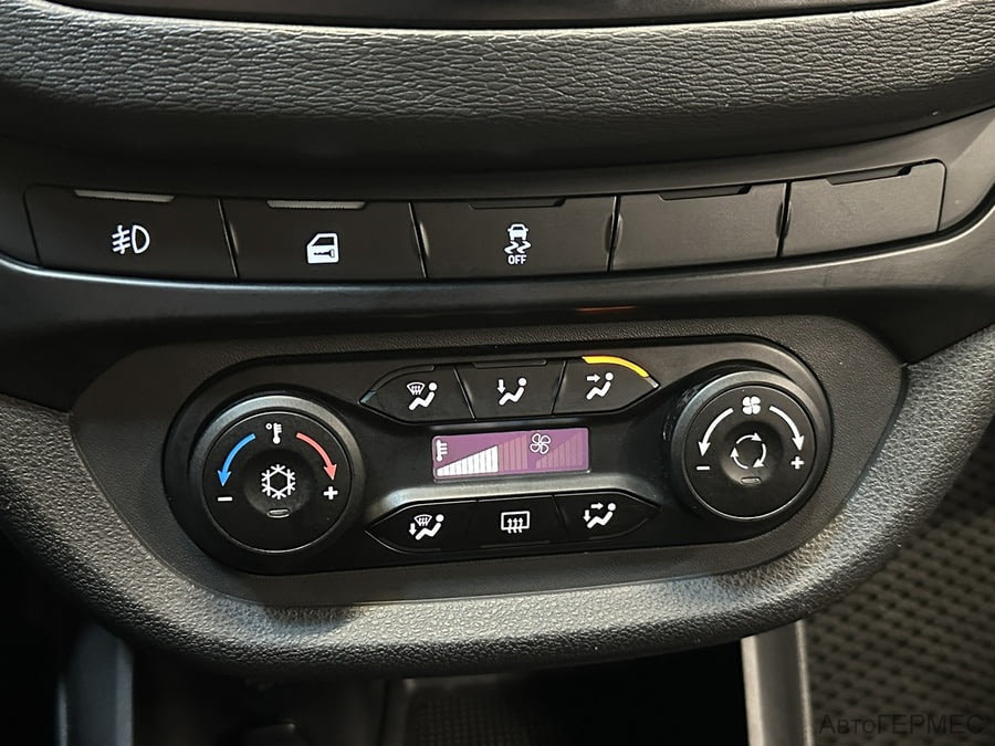 Фото LADA Vesta I с пробегом | №7 Фото LADA Vesta I с пробегом | №7