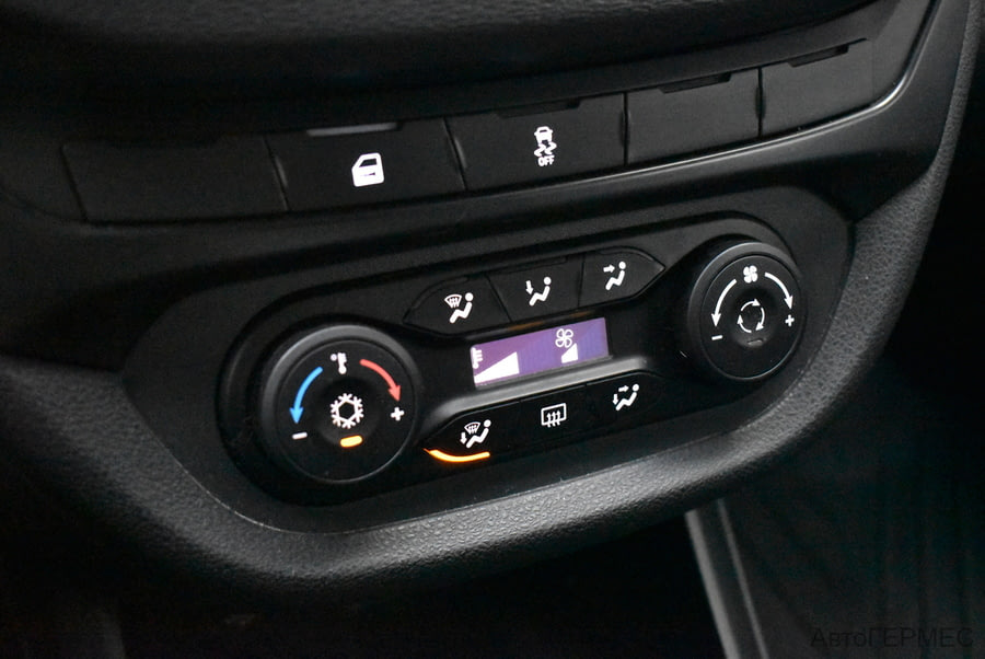 Фото LADA Vesta I с пробегом | №8