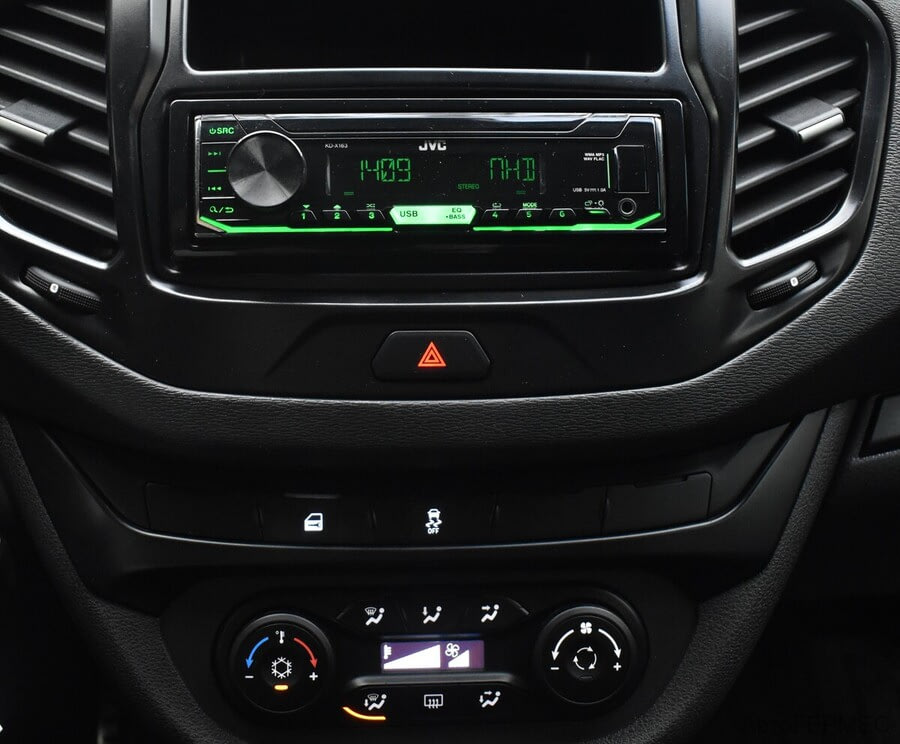 Фото LADA Vesta I с пробегом | №7 Фото LADA Vesta I с пробегом | №7