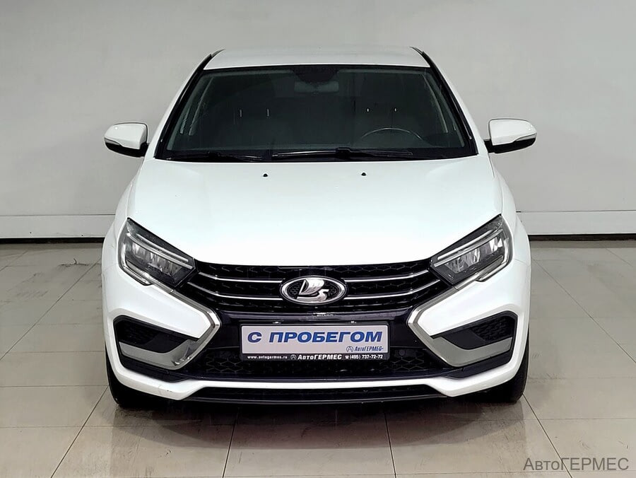 Фото LADA Vesta I Рестайлинг с пробегом | №2 Фото LADA Vesta I Рестайлинг с пробегом | №2