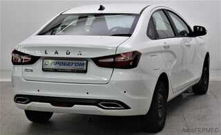 Фото LADA Vesta I Рестайлинг с пробегом Фото LADA Vesta I Рестайлинг с пробегом