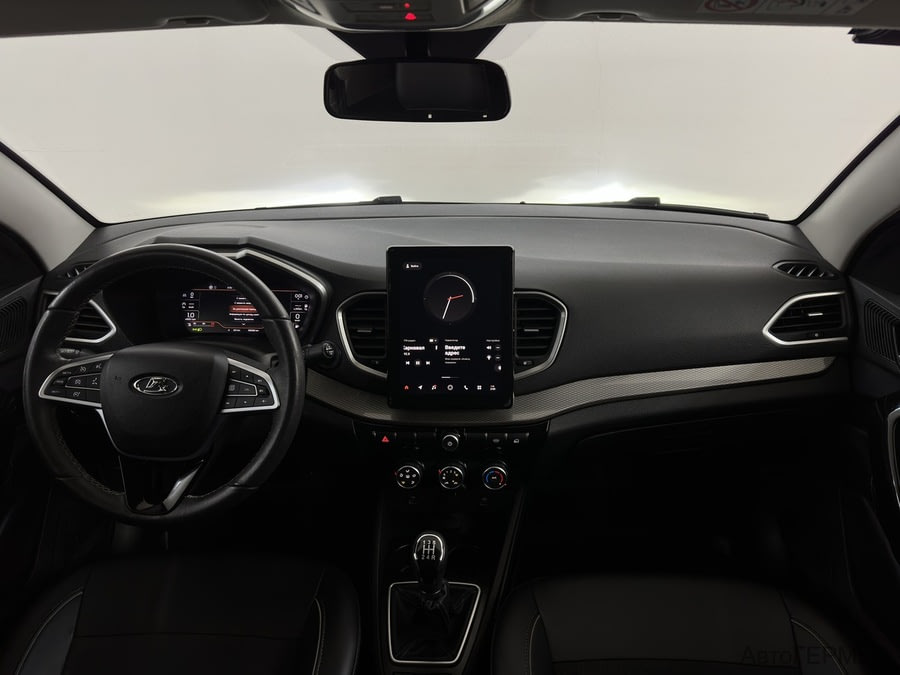 Фото LADA Vesta I Рестайлинг с пробегом | №5 Фото LADA Vesta I Рестайлинг с пробегом | №5