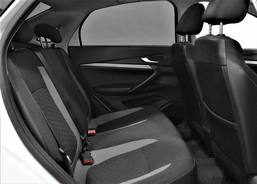 Фото LADA Vesta I Рестайлинг с пробегом | №10