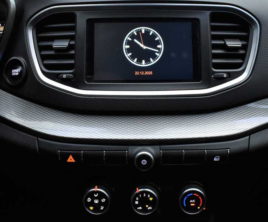 Фото LADA Vesta I Рестайлинг с пробегом | №7