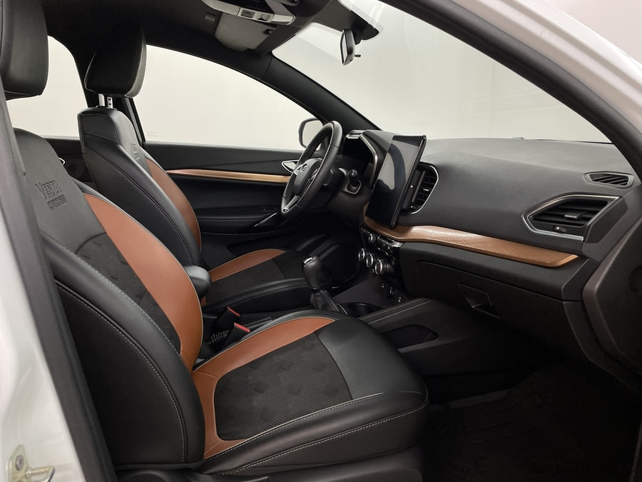 Фото LADA VESTA CROSS I с пробегом | №11 Фото LADA VESTA CROSS I с пробегом | №11