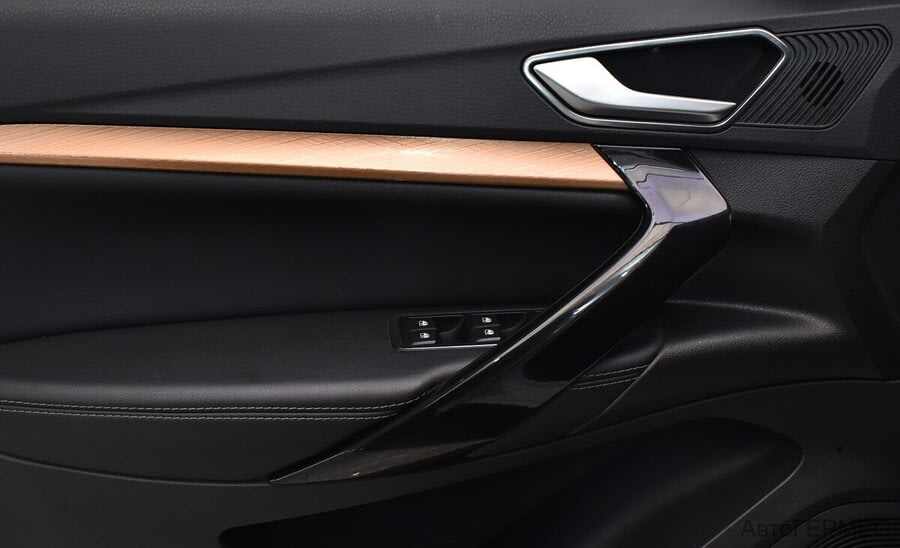 Фото LADA VESTA CROSS I с пробегом | №8