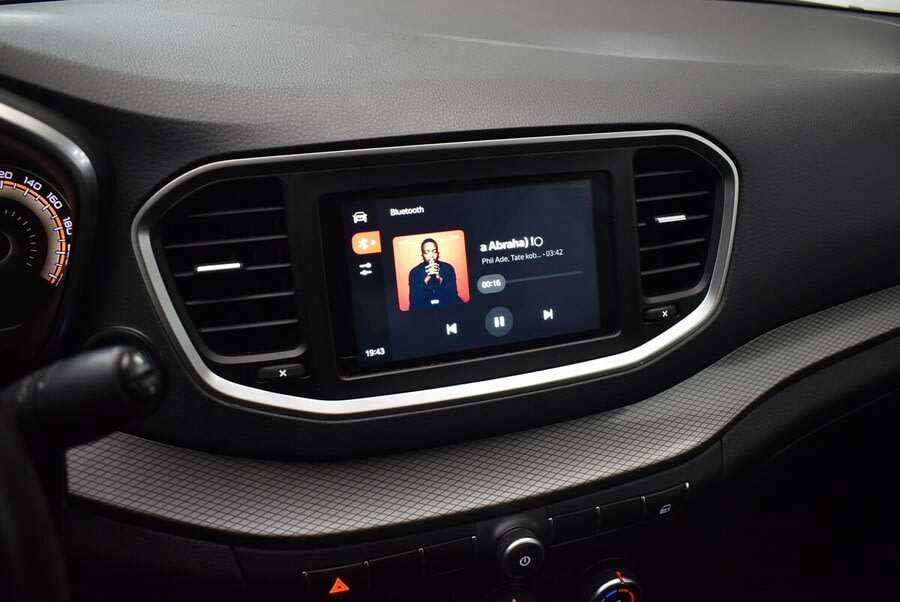 Фото LADA Vesta I Рестайлинг с пробегом | №8 Фото LADA Vesta I Рестайлинг с пробегом | №8