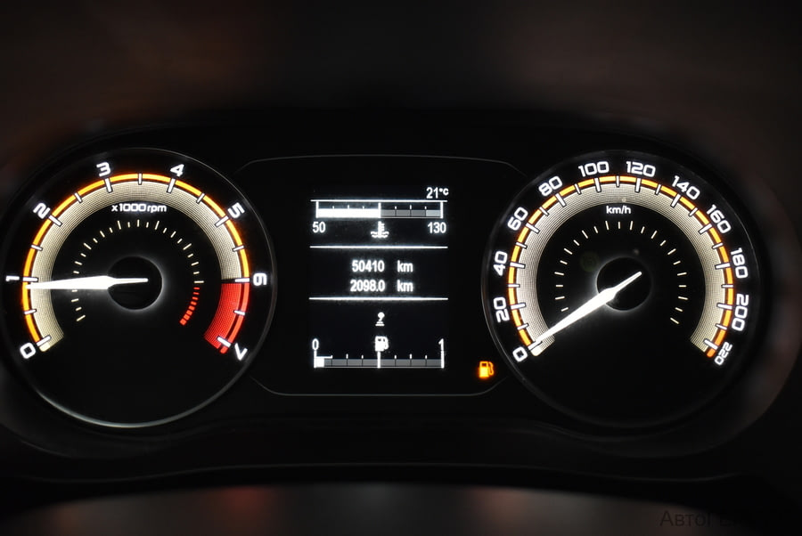 Фото LADA Vesta I Рестайлинг с пробегом | №6 Фото LADA Vesta I Рестайлинг с пробегом | №6